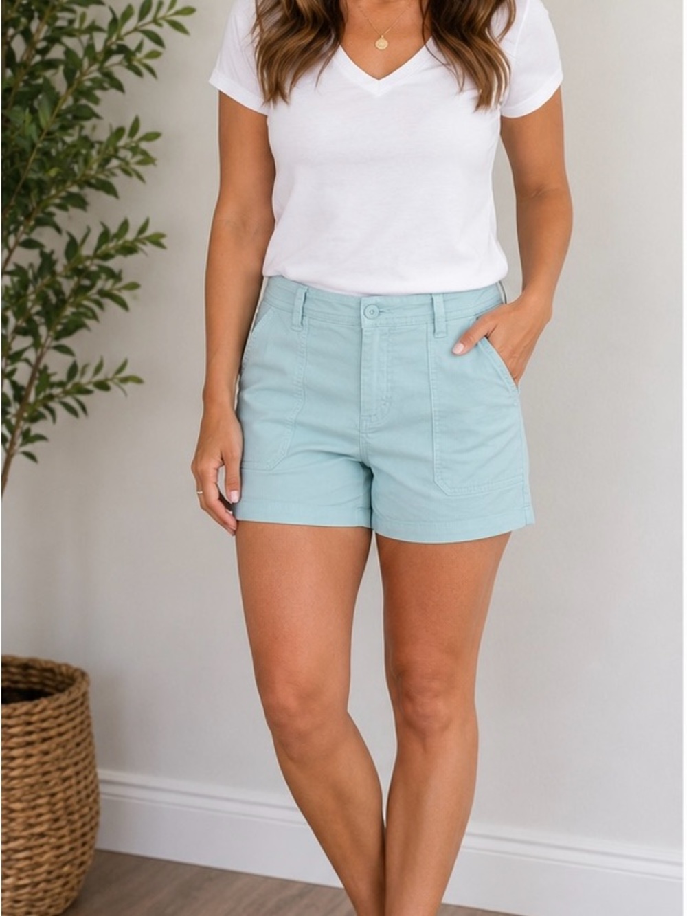 a new day Light Aqua High-Rise Patch Pocket Athletic Shorts size 6
